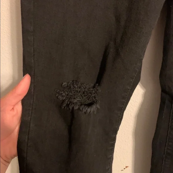 Size 10 Black Factory Distressing Torrid Skinny Jeans - Picture 3 of 5